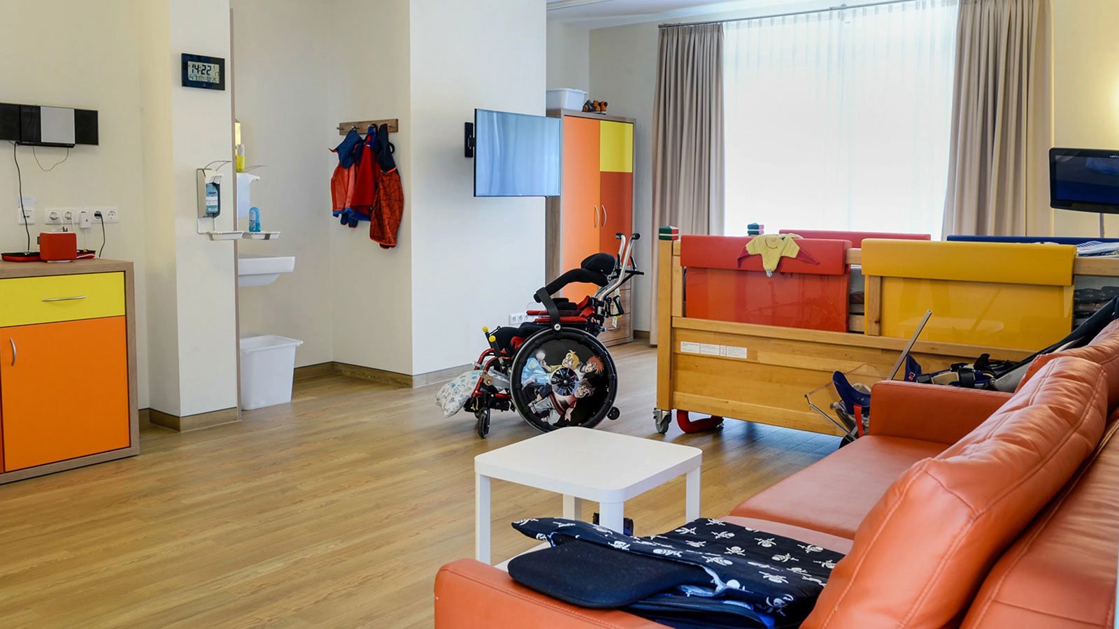 MIDOCO Group Xmas 2024 Regenbogenland Zimmer