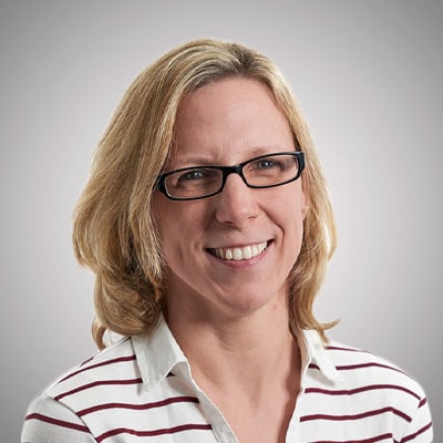 Sandra Herrmann (bg)